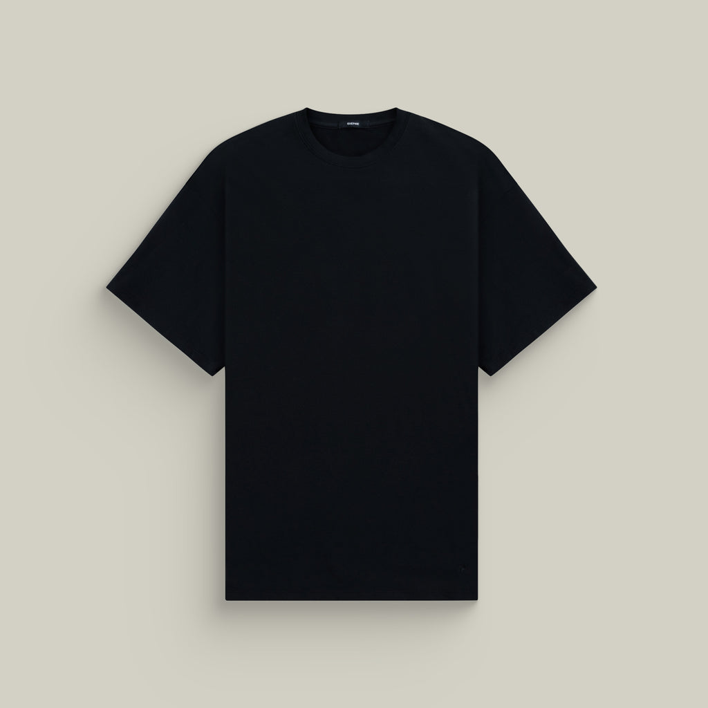 Tags:(Large | 6’2 - 180) Custom t-shirt tee model Kive in Black