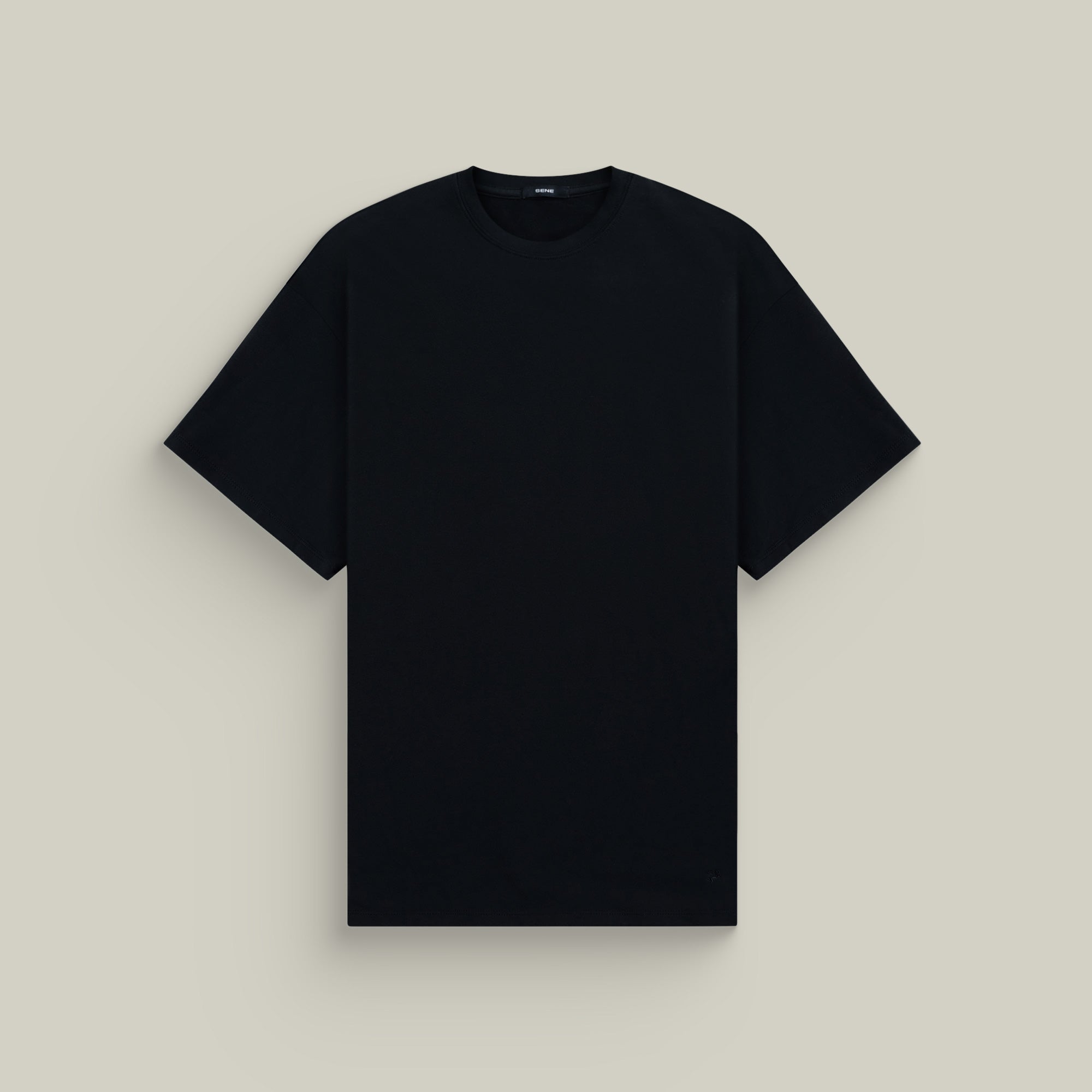 Tags:(Large | 6’2 - 180) Custom t-shirt tee model Kive in Black