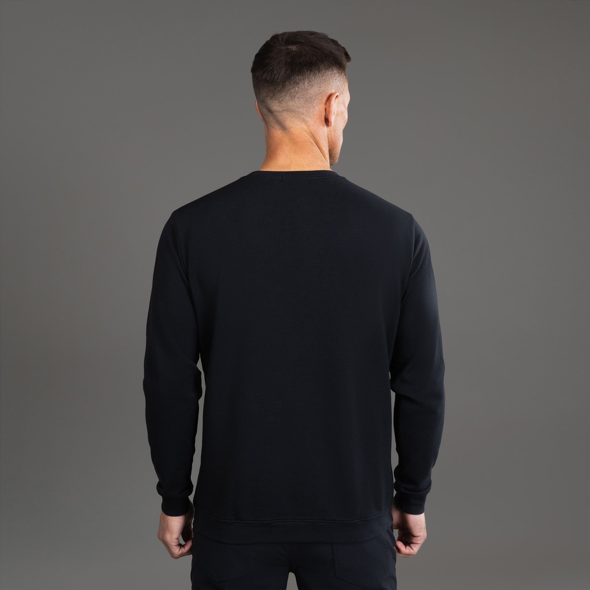 Tags:(6'0" - 180 lbs|Large) custom pullover model Tyler in Black