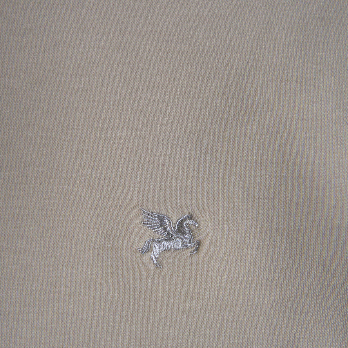Mulberry Emblem Crew T-Shirt model Matteo in Beige