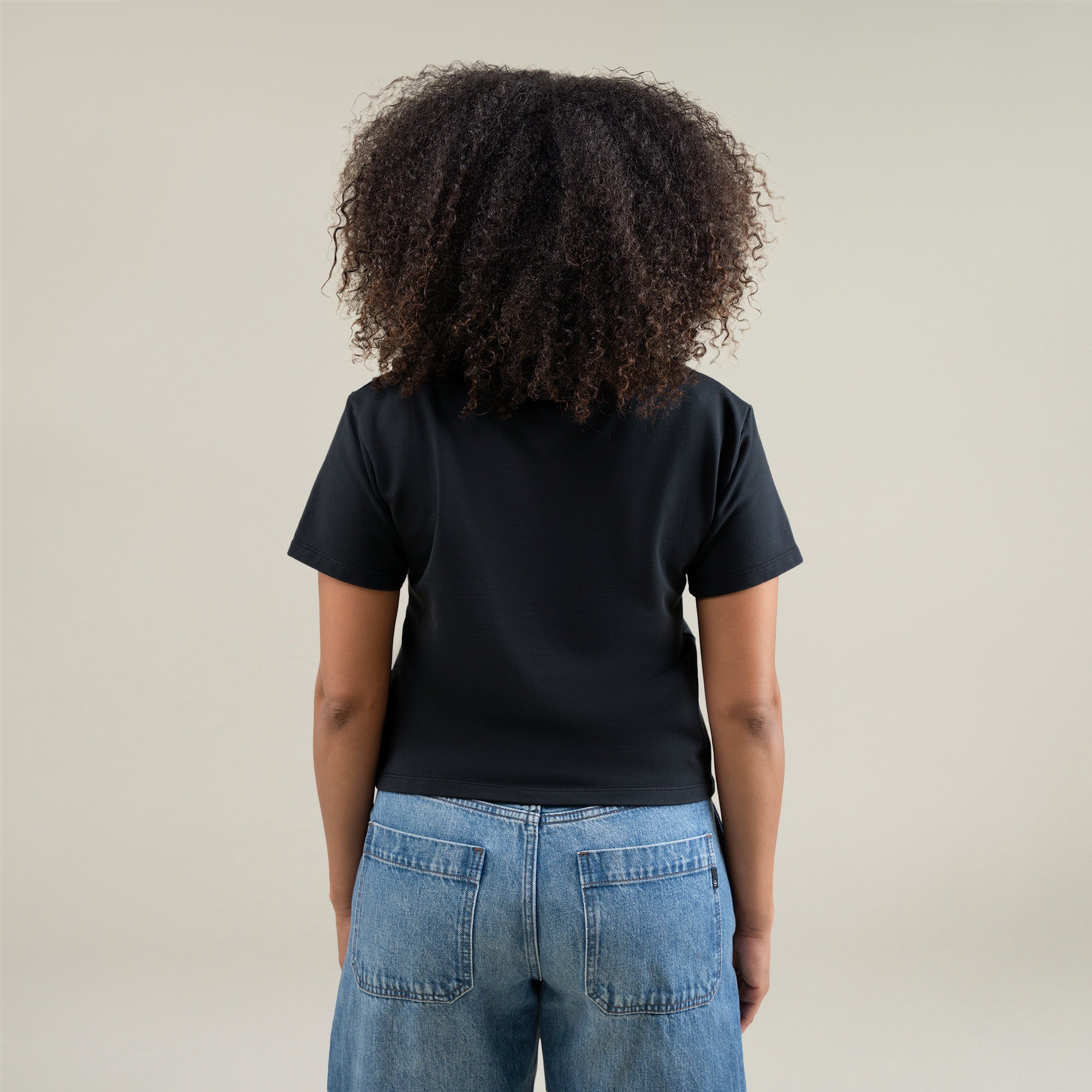 Tags:(Medium) Custom t-shirt tee model Melissa in Black