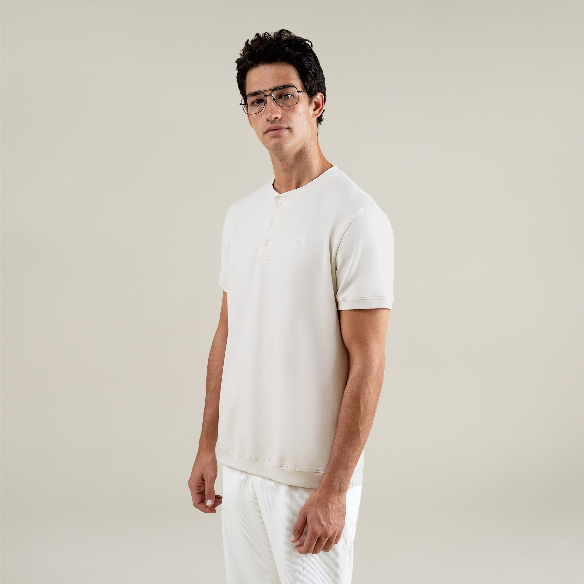 Tags:(Large | 6'1" - 165) Custom t-shirt tee model Jessey in Bone