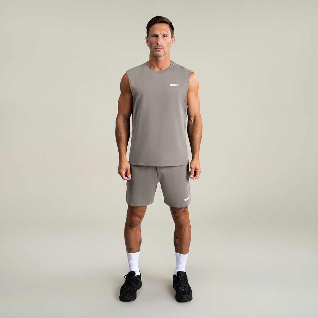 Tags:(6'0" - 180 lbs|Large) custom t-shirt tee model Tyler in Frost Gray