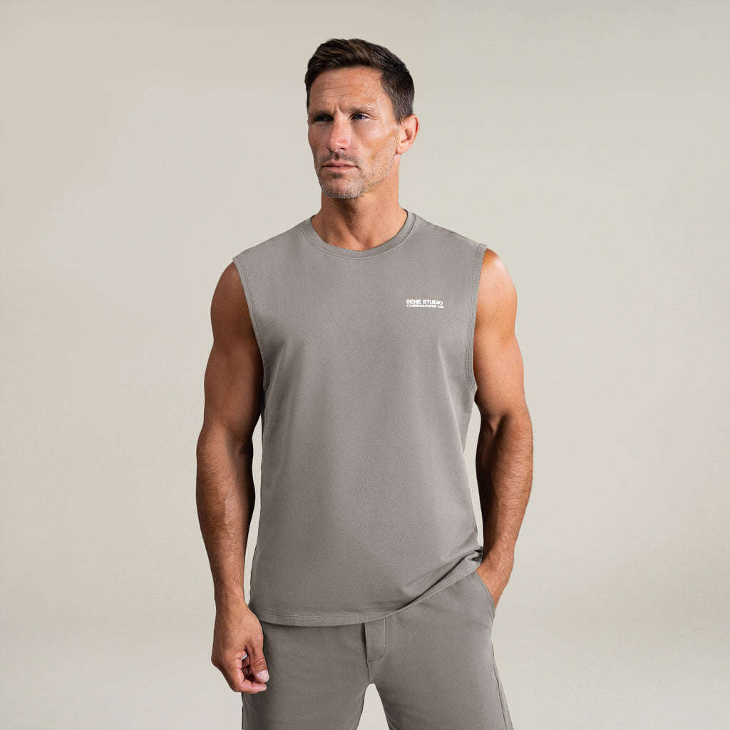 Tags:(6'0" - 180 lbs|Large) custom t-shirt tee model Tyler in Frost Gray