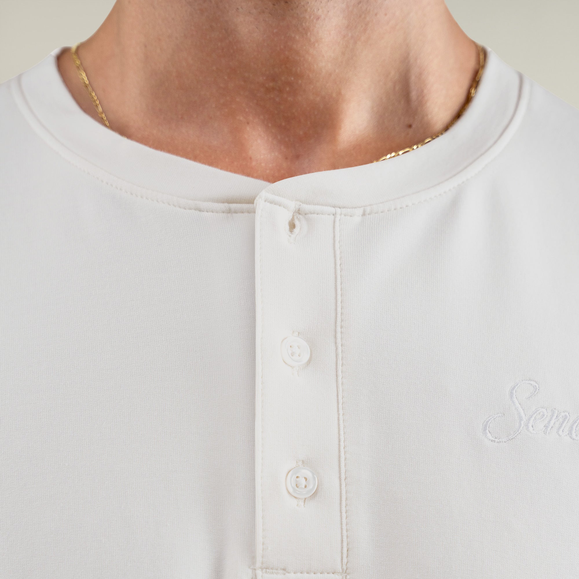 Tags:(Large | 6'1" - 165) Custom t-shirt tee model Jessey in Bone