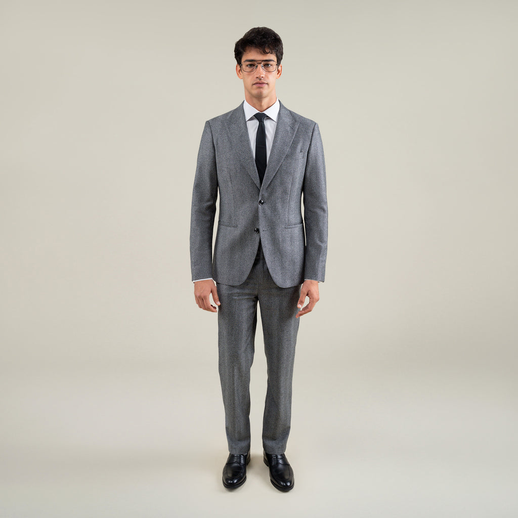 Tags:(6'1"|165) Custom Peak Lapel Tuxedo model Jessey in Gray Herringbone