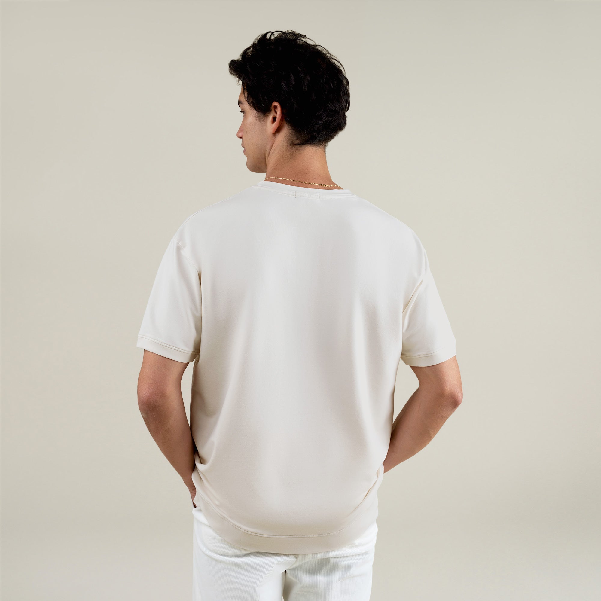 Tags:(Large | 6'1" - 165) Custom t-shirt tee model Jessey in Bone