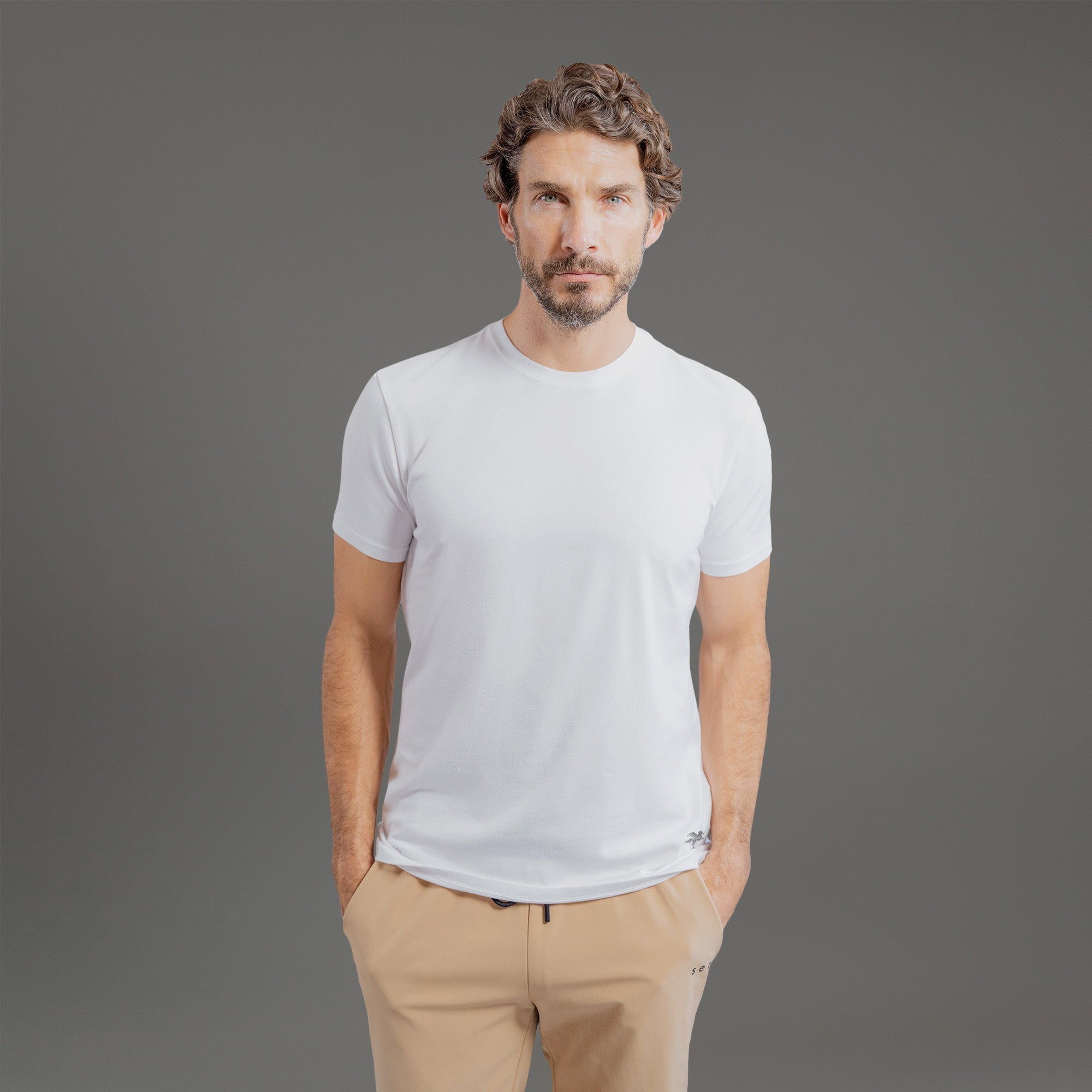 Tags:(Tailored|Standard) custom crew neck t-shirt los angeles model John in White