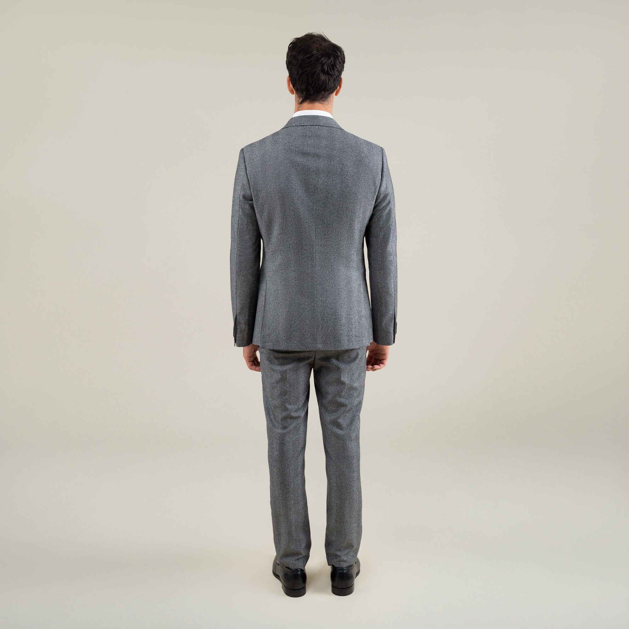 Tags:(6'1"|165) Custom Peak Lapel Tuxedo model Jessey in Gray Herringbone