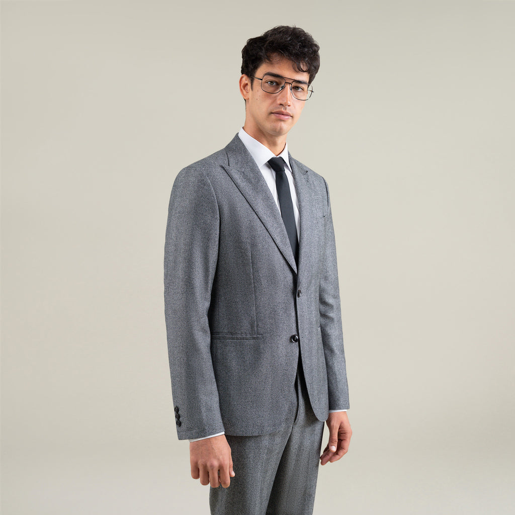 Tags:(6'1"|165) Custom Peak Lapel Tuxedo model Jessey in Gray Herringbone