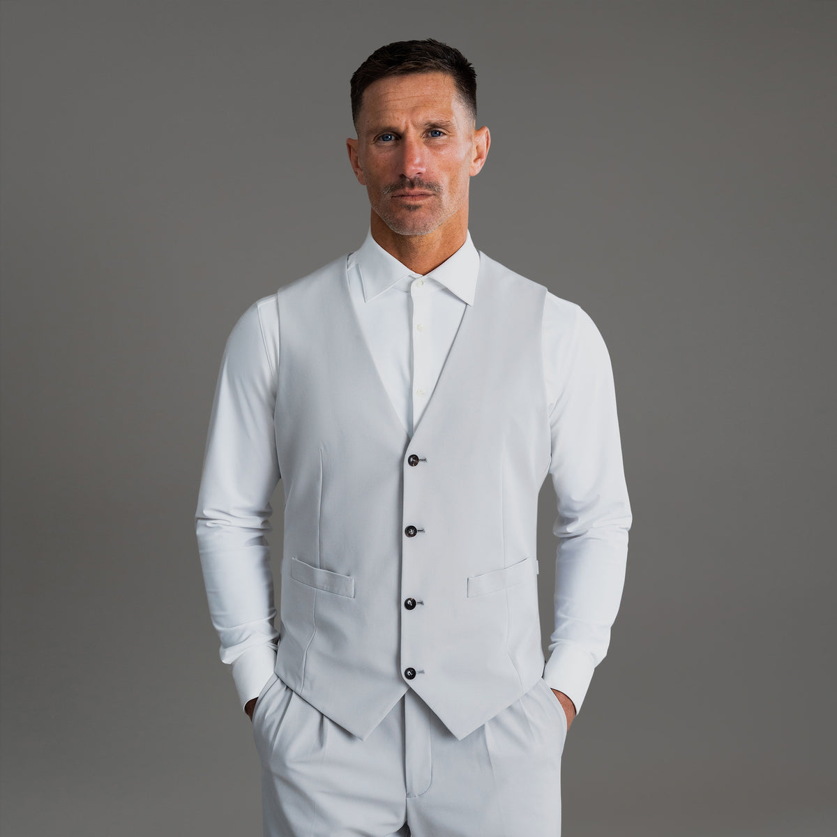Custom suit vest model Tyler in Silver