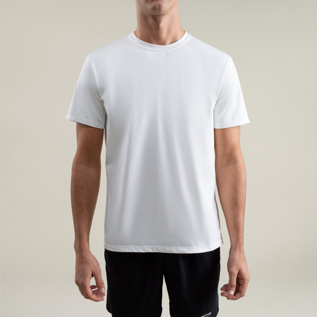Tags:(Large | 6'1" - 165) Custom t-shirt tee model Jessey in White