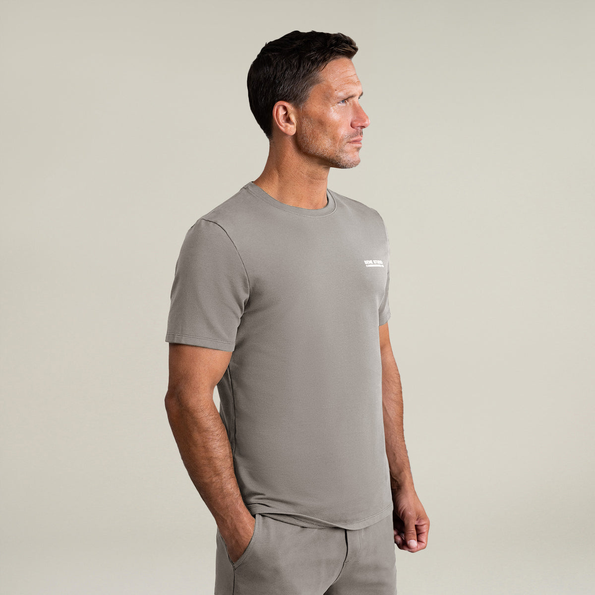 Tags:(6'0" - 180 lbs|Medium) custom t-shirt tee model Tyler in Frost Gray