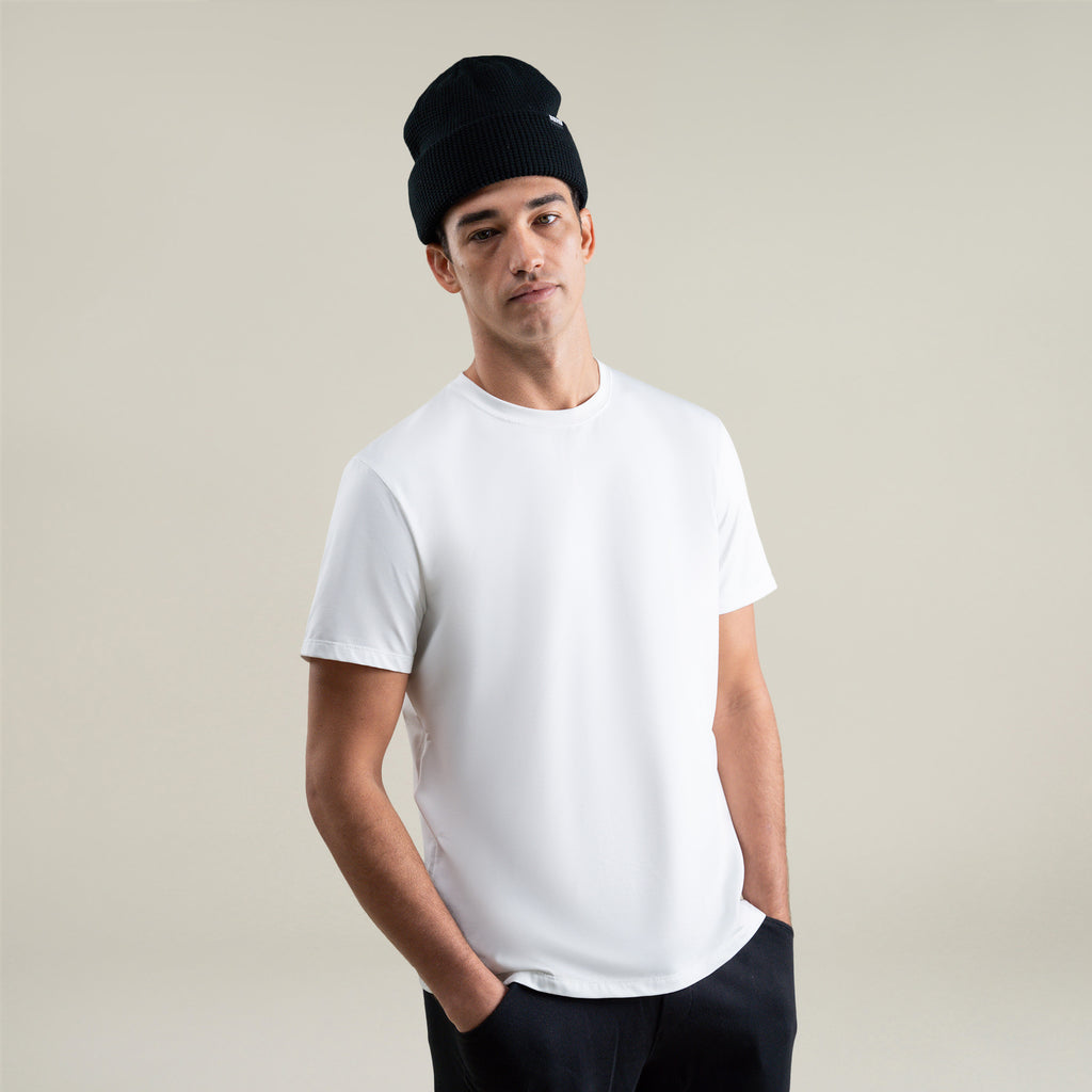Tags:(Large | 6'1" - 165) Custom t-shirt tee model Jessey in White