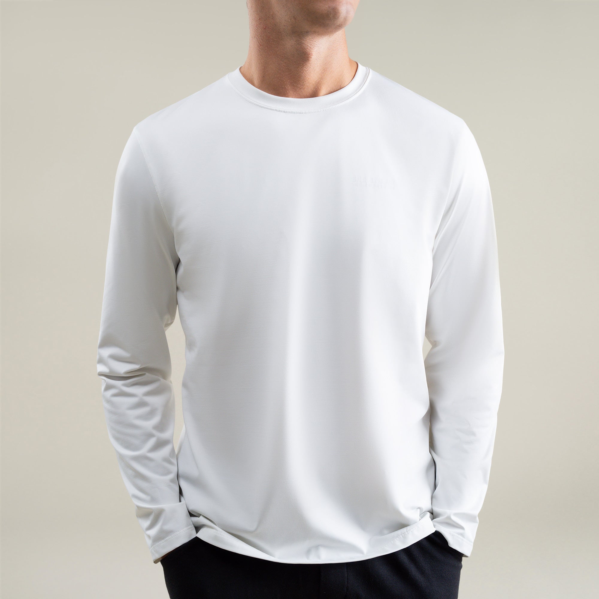 Tags:(Large | 6'1" - 165) Custom t-shirt tee model Jessey in White