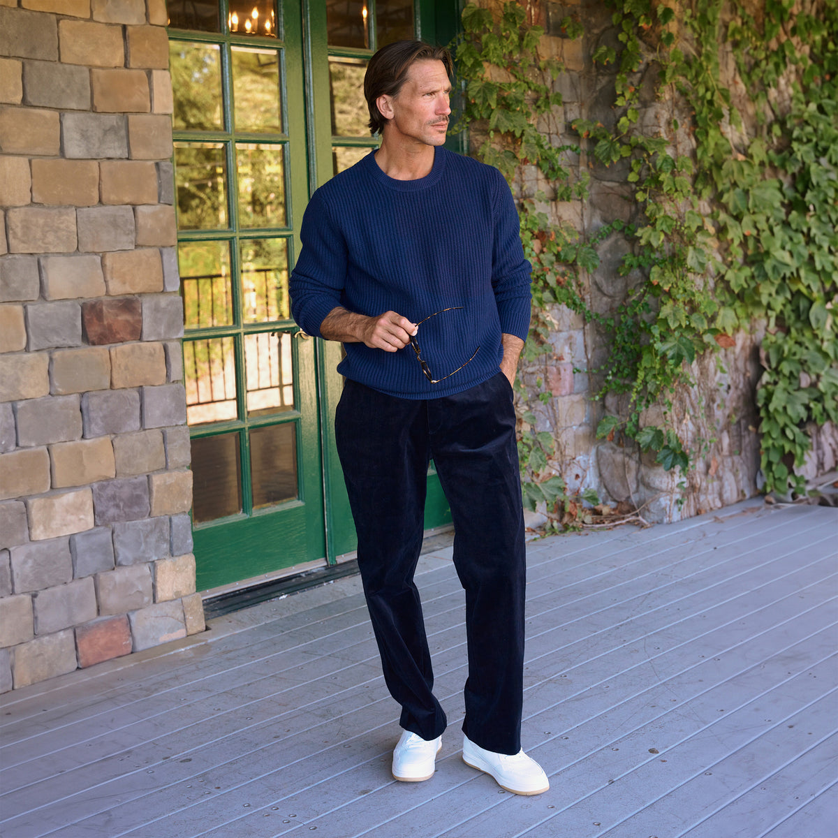 Ford Corduroy Straight Trousers model Tyler in Inkwell