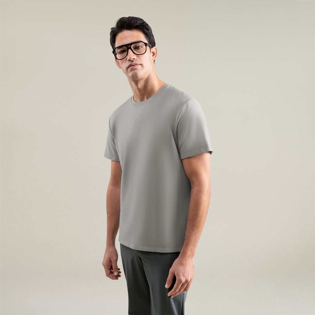 Tags:(6'1" - 165 lbs|Large) Custom t-shirt tee model Jessey in Frost Gray