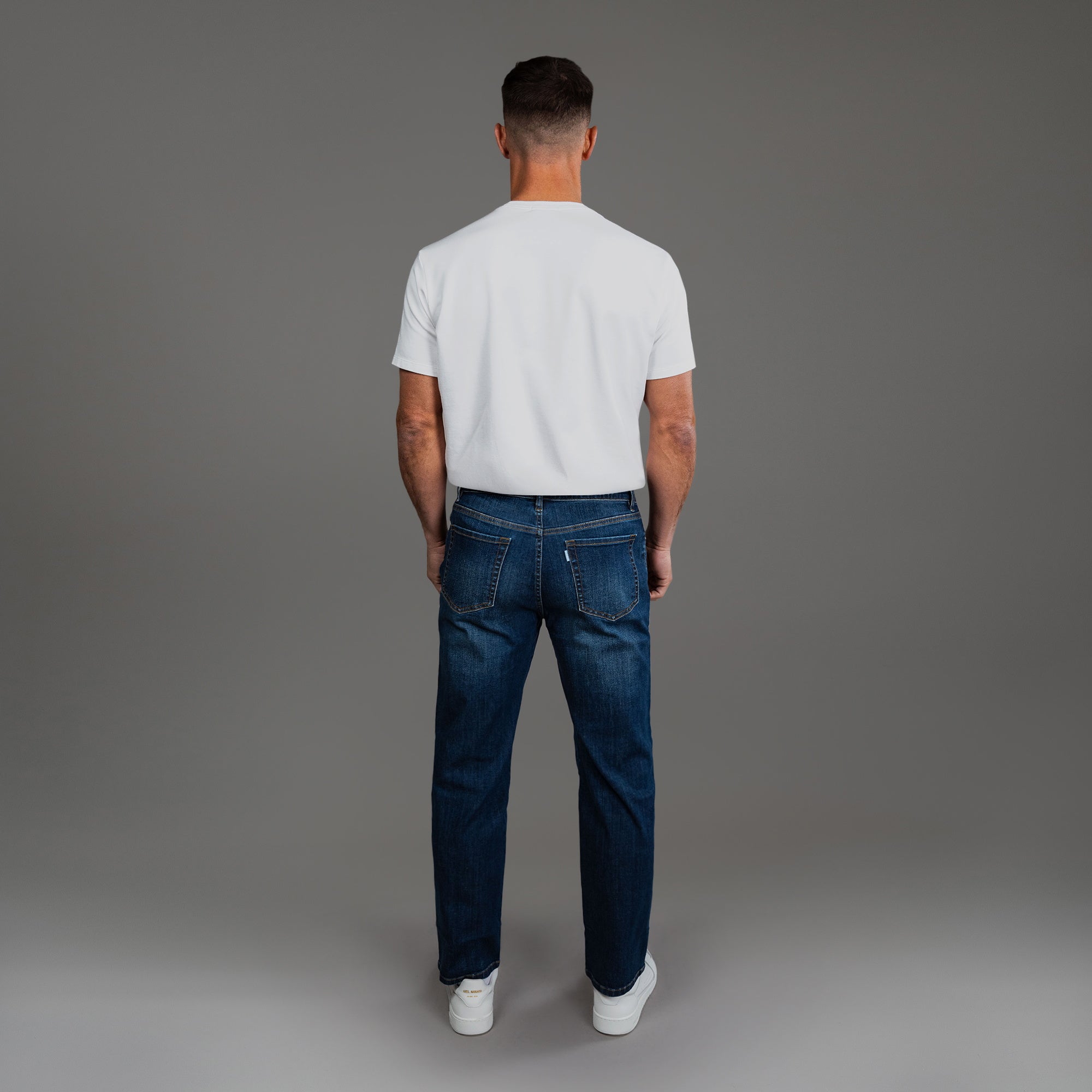 custom men's jeans model Tyler in Sur Blue