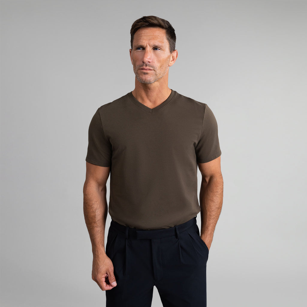 Tags:(6'0" - 180 lbs|Large) custom t-shirt tee model Tyler in Umber