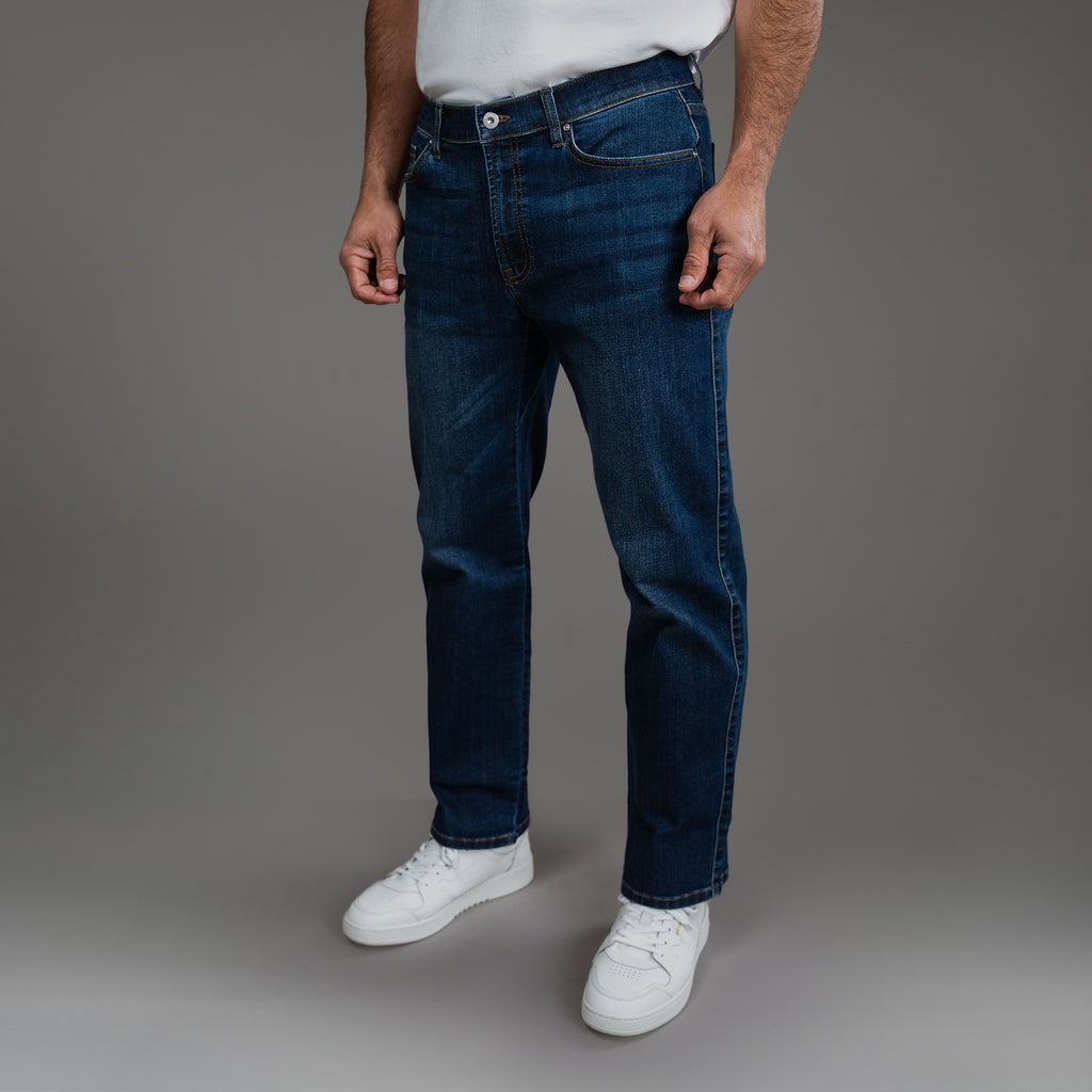custom men's jeans model Tyler in Sur Blue