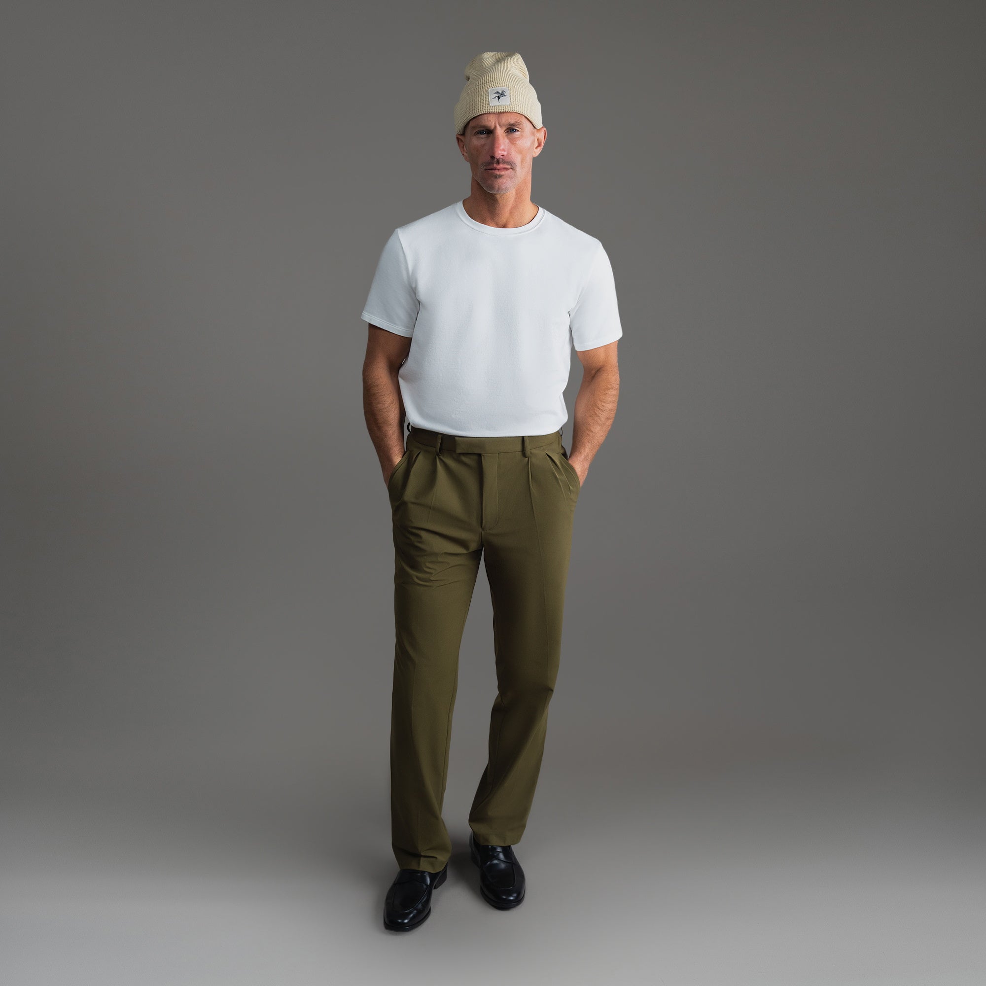 Sene hat model Tyler in Oatmeal