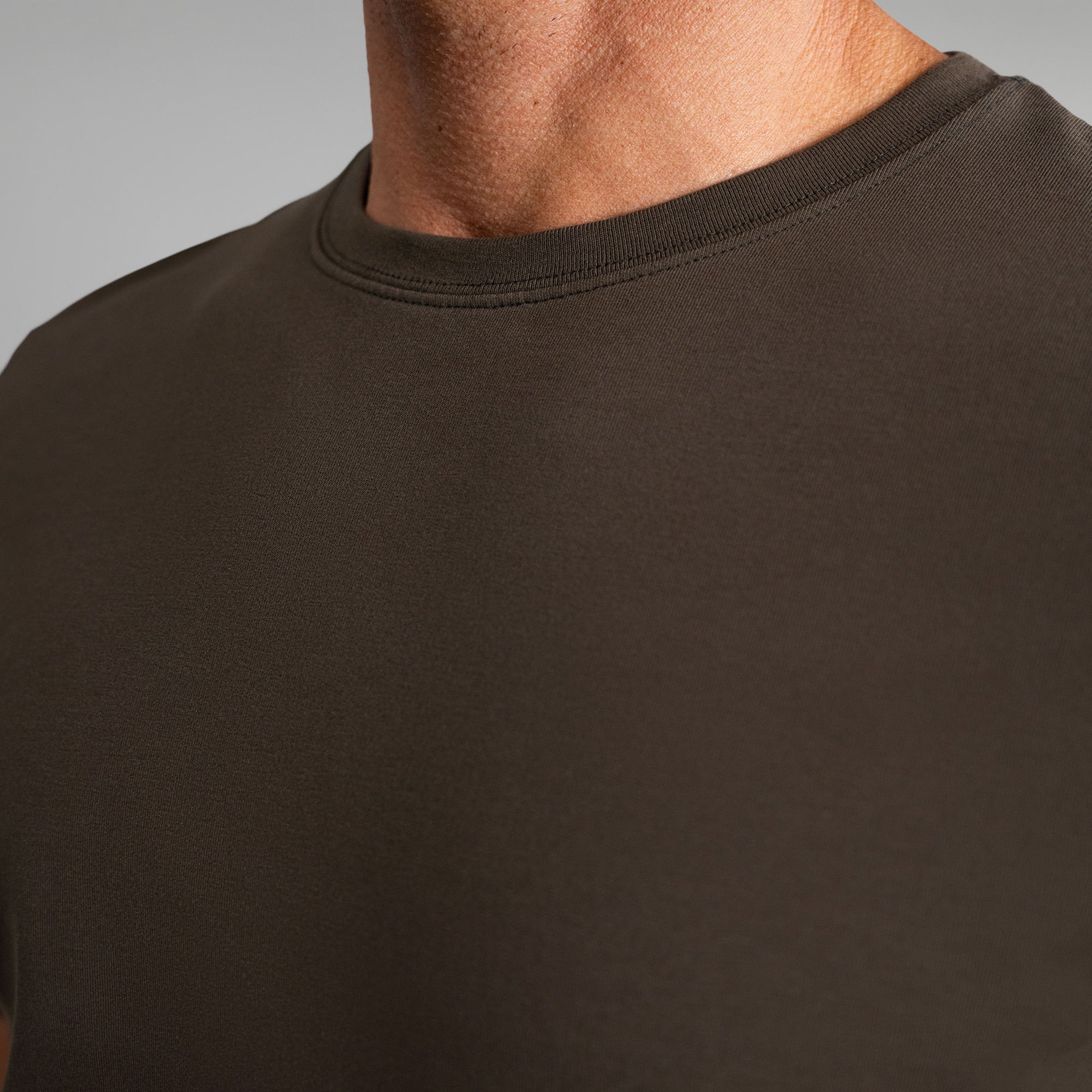 Tags:(6'0" - 180 lbs|Large) custom t-shirt tee model Tyler in Umber