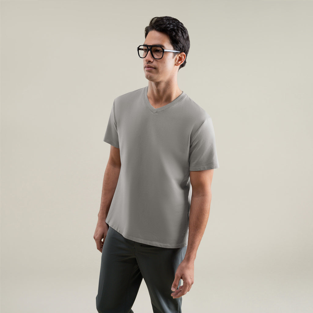 Tags:(6'1" - 165 lbs|Large)  Custom t-shirt tee model Jessey in Frost Gray