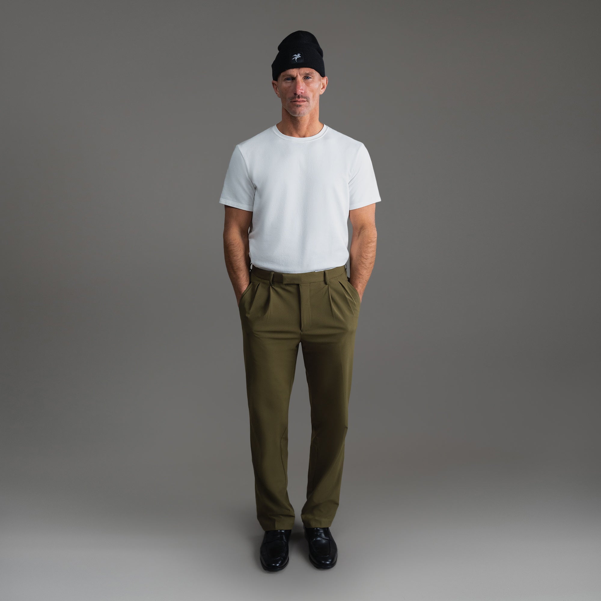 Sene hat model Tyler in Black