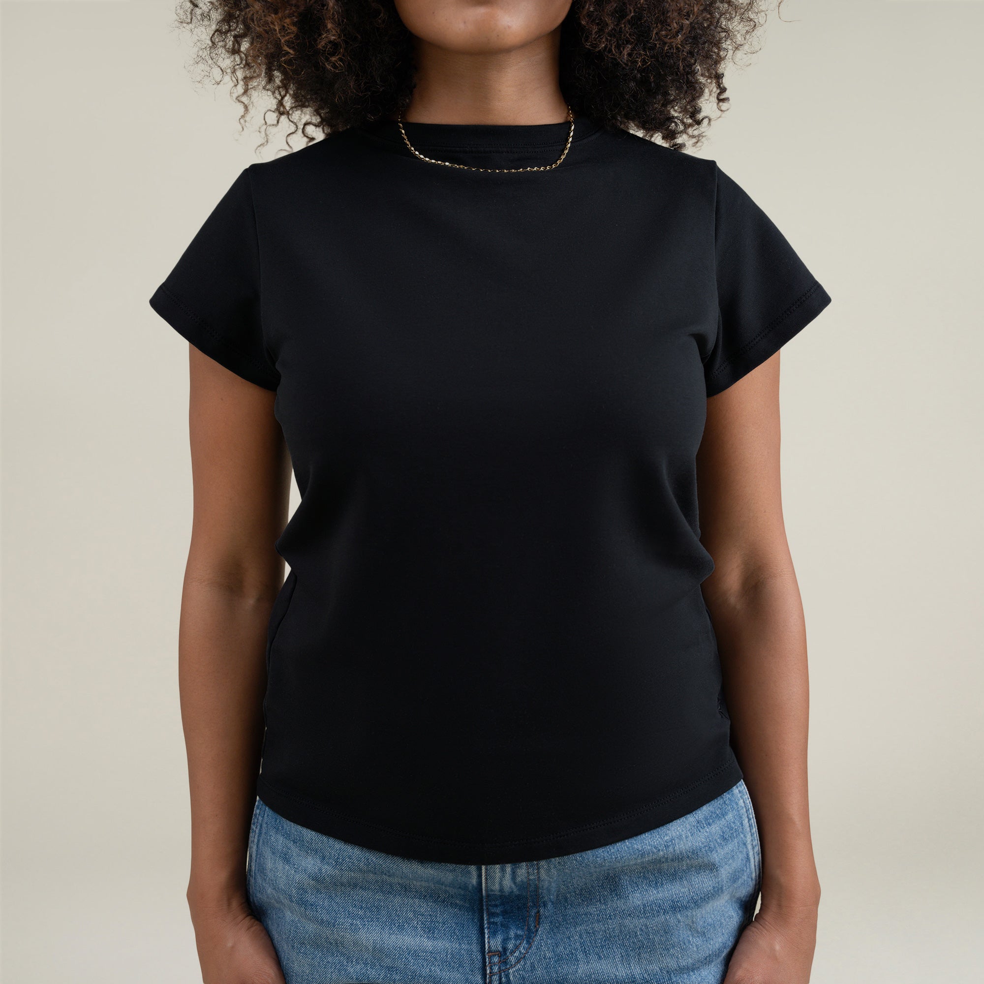 Tags:(Large) Custom t-shirt tee model Melissa in Black