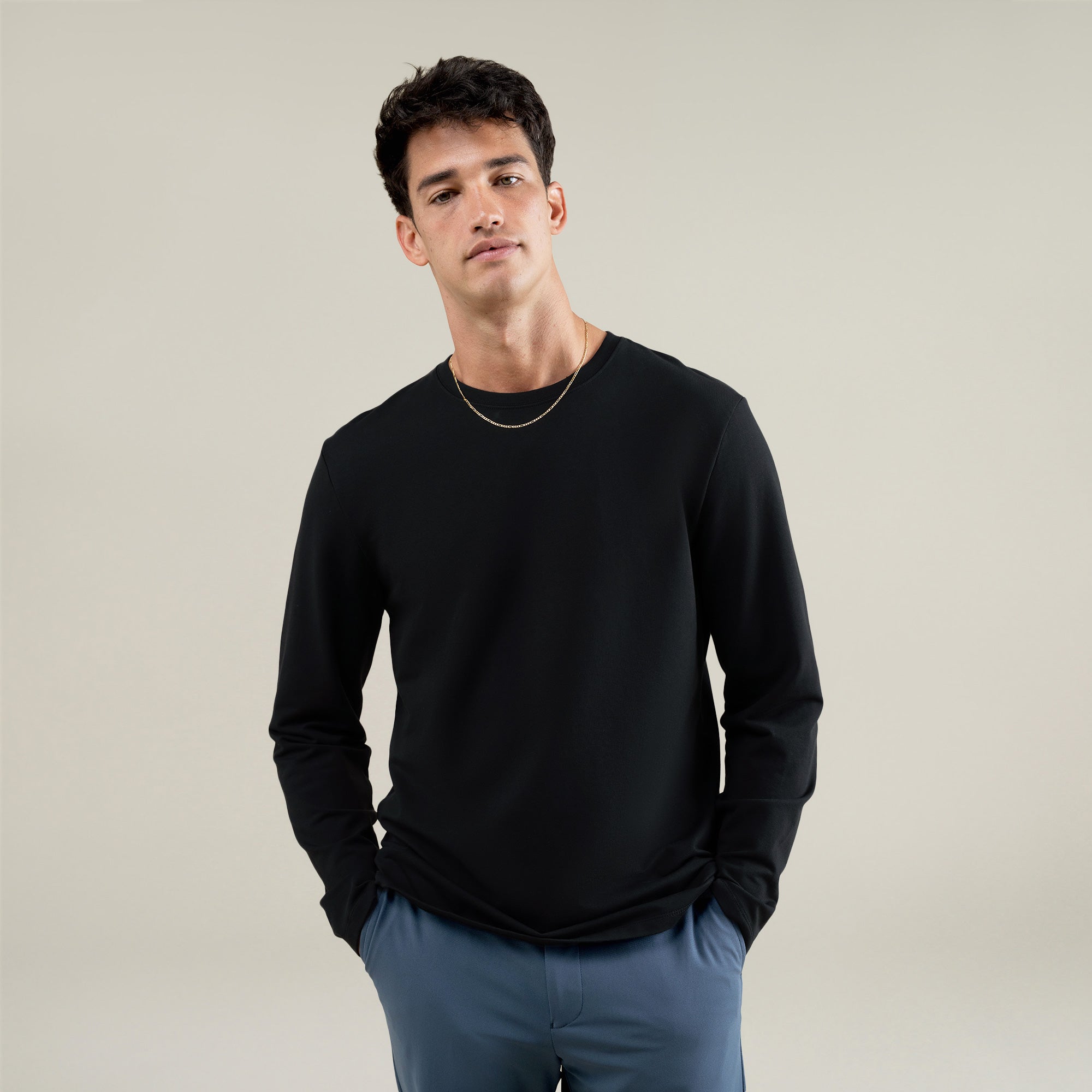 Tags:(Large | 6'1" - 165) Custom t-shirt tee model Jessey in Black