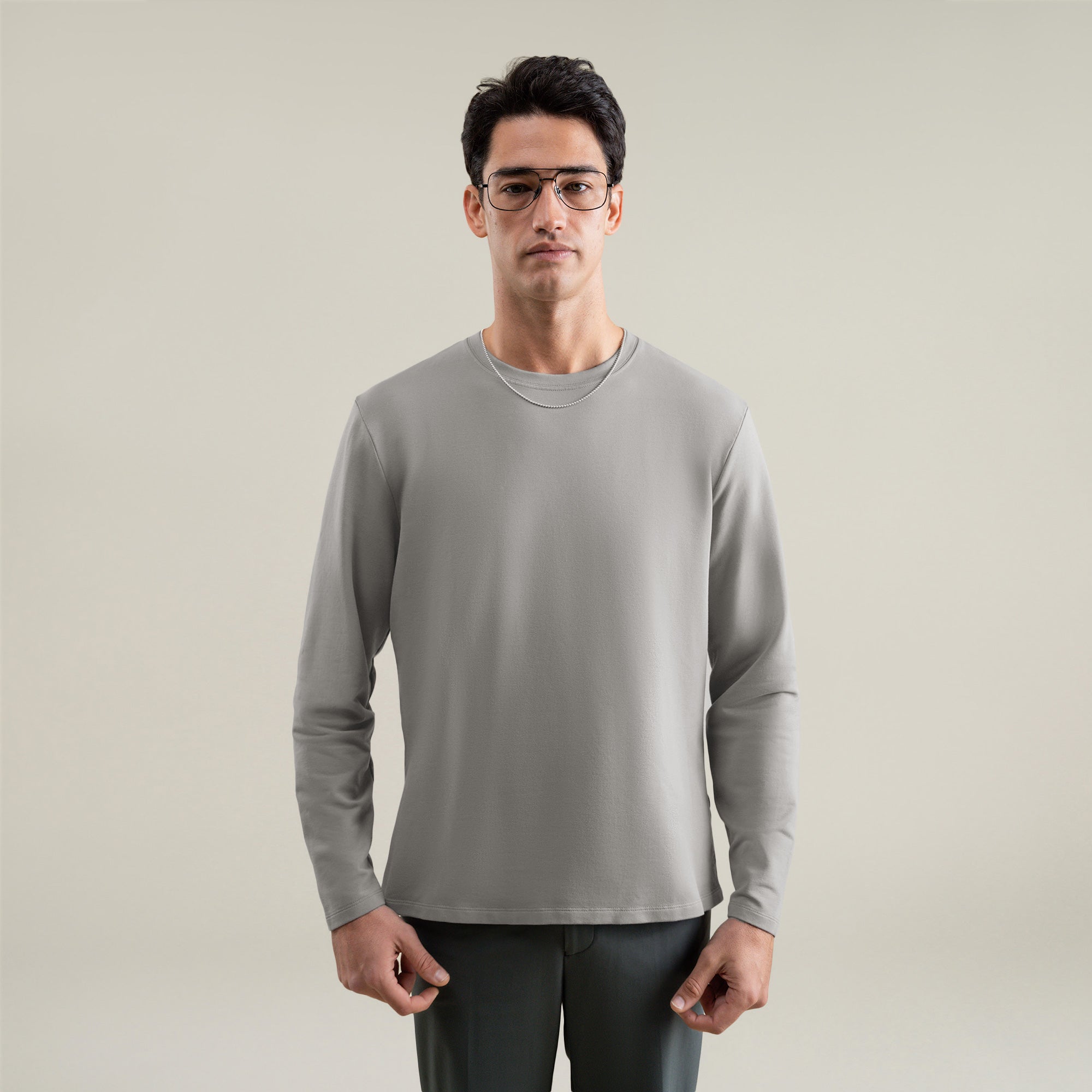 Tags:(Large | 6'1" - 165) Custom t-shirt tee model Jessey in Frost Gray