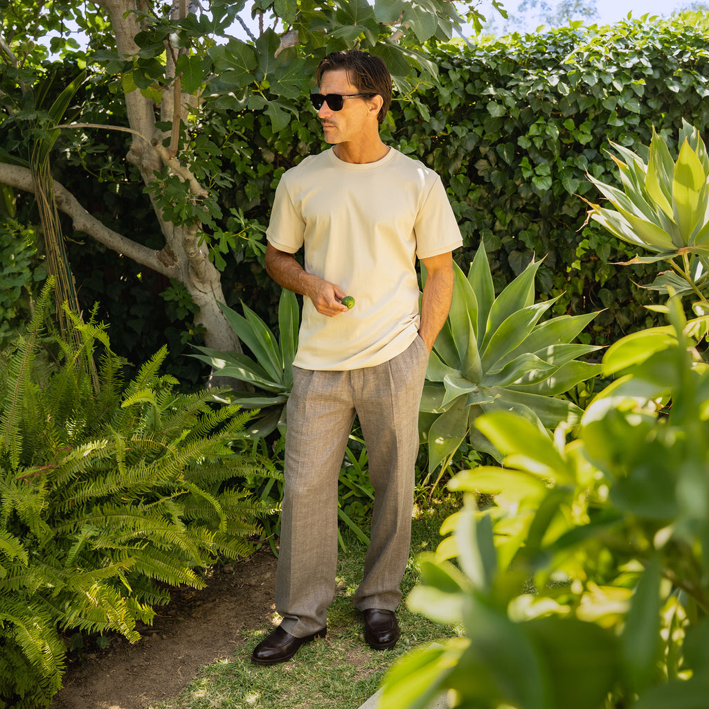 Pima Reserve Crew T-Shirt model Tyler in Beige