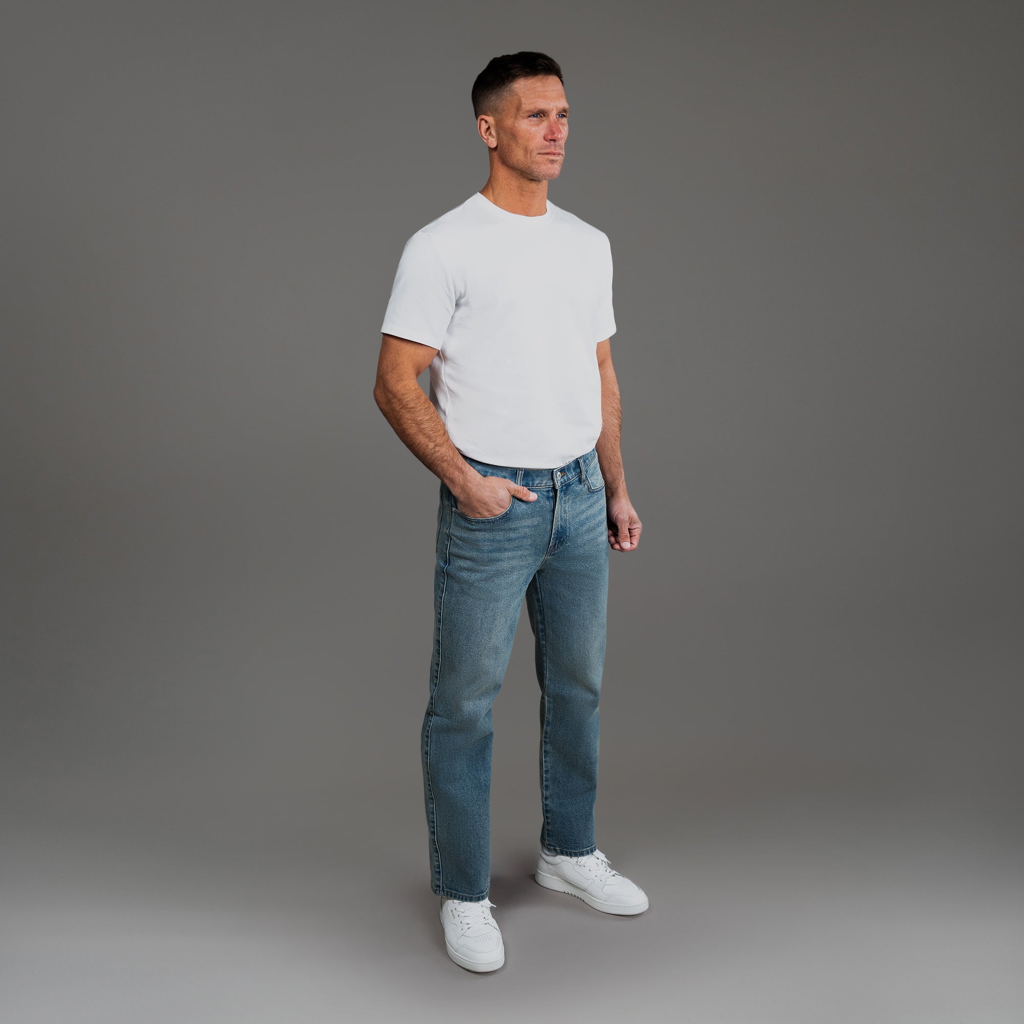 sizeless bespoke custom jeans model Tyler in Indigo Dune