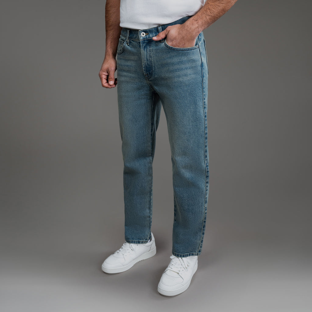sizeless bespoke custom jeans model Tyler in Indigo Dune