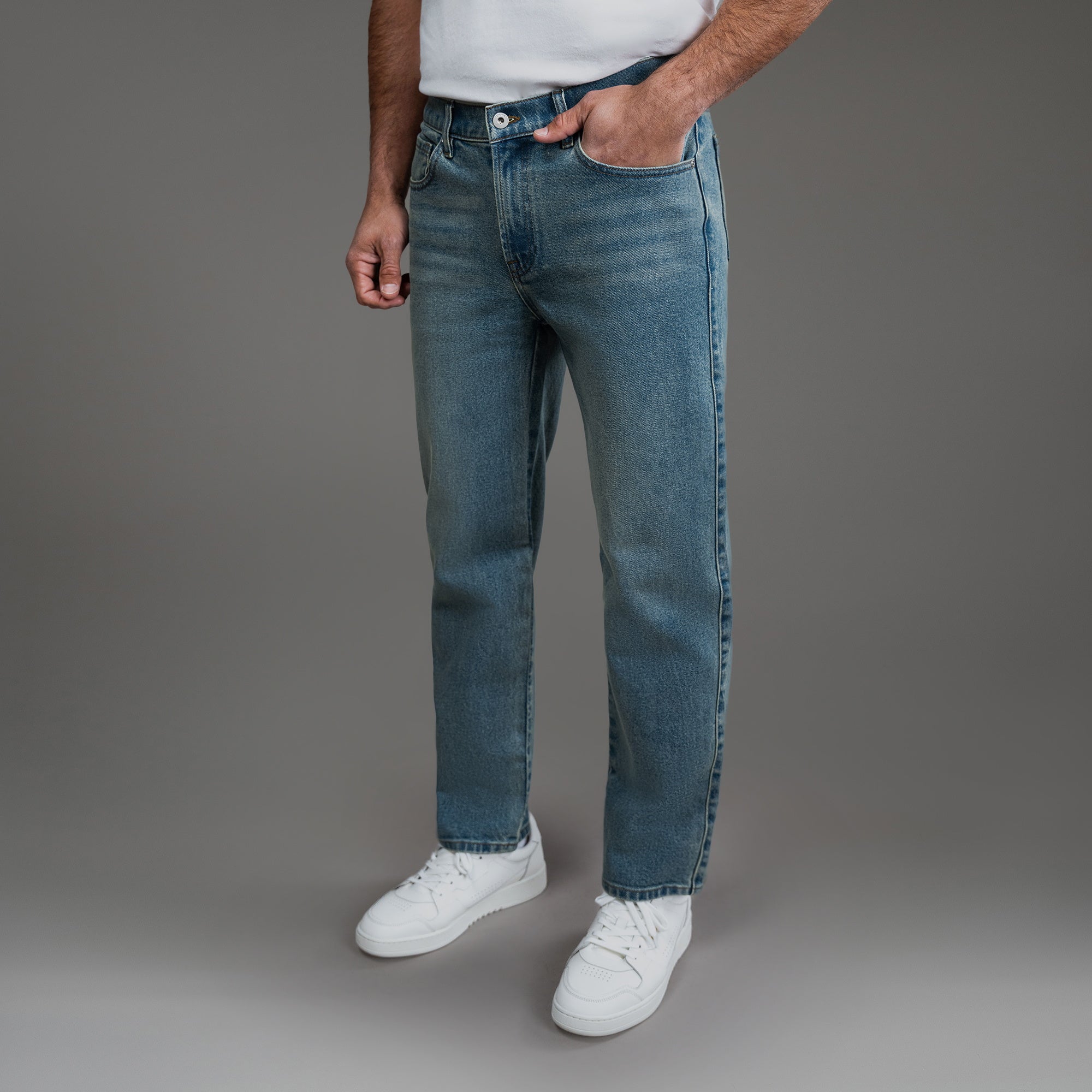 sizeless bespoke custom jeans model Tyler in Indigo Dune