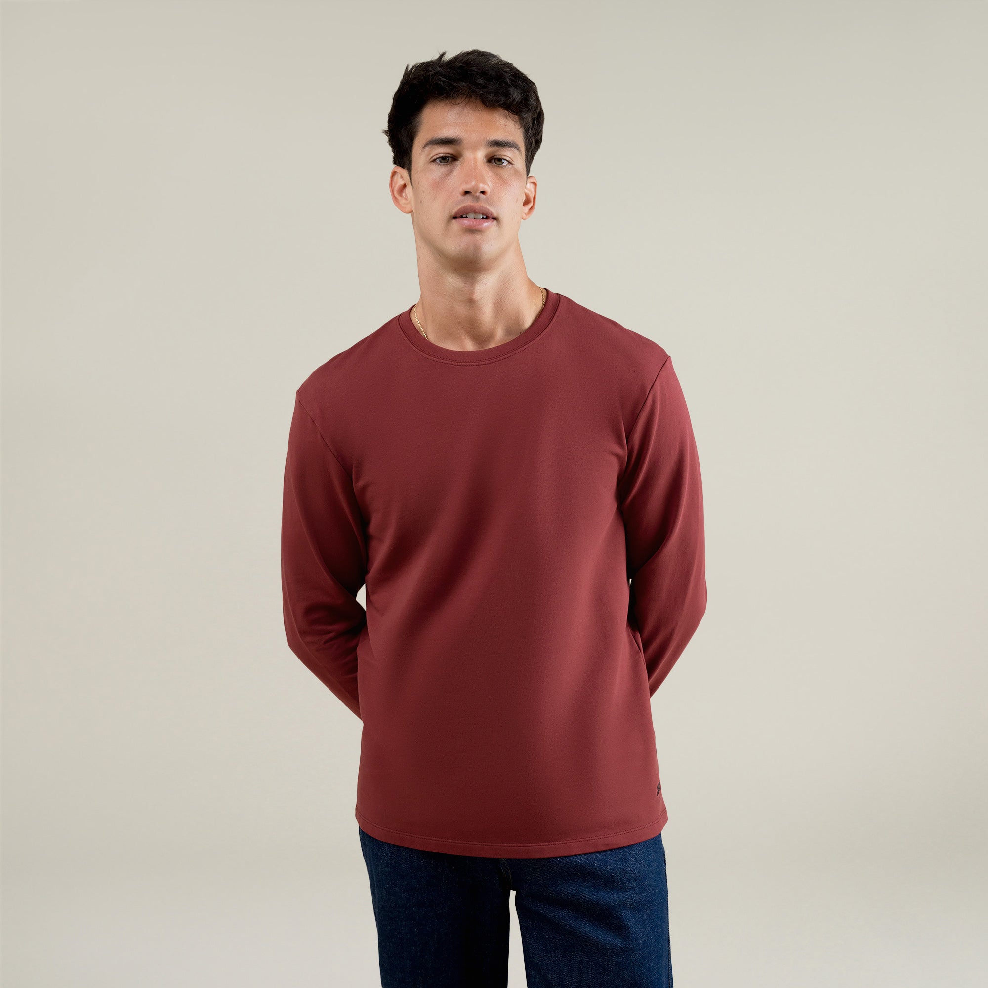 Tags:(Large | 6'1" - 165) Custom t-shirt tee model Jessey in Maroon