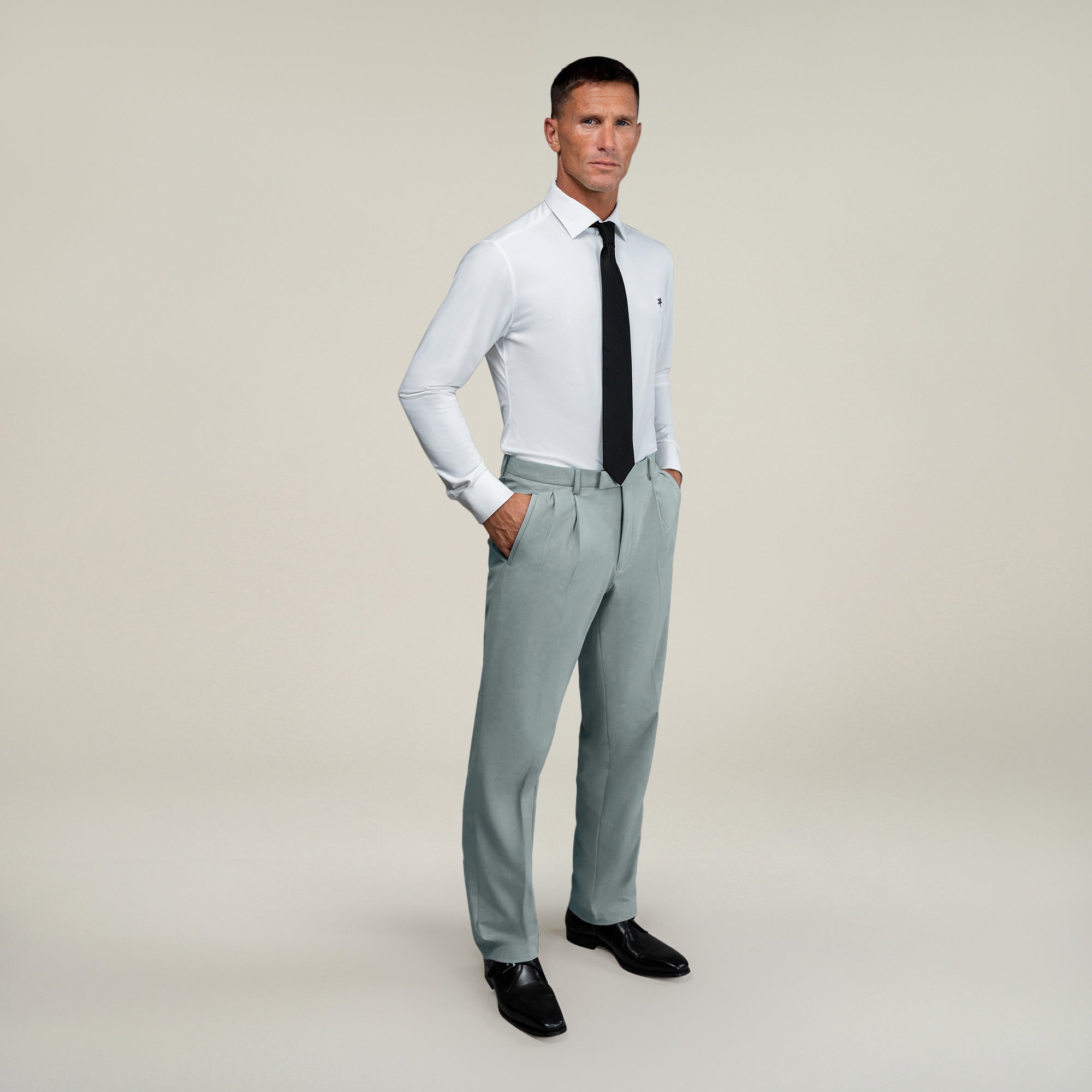 Tags:(6'0"|180 lbs) Bespoke custom athleisure technical men's suit los angeles model Tyler in Wind