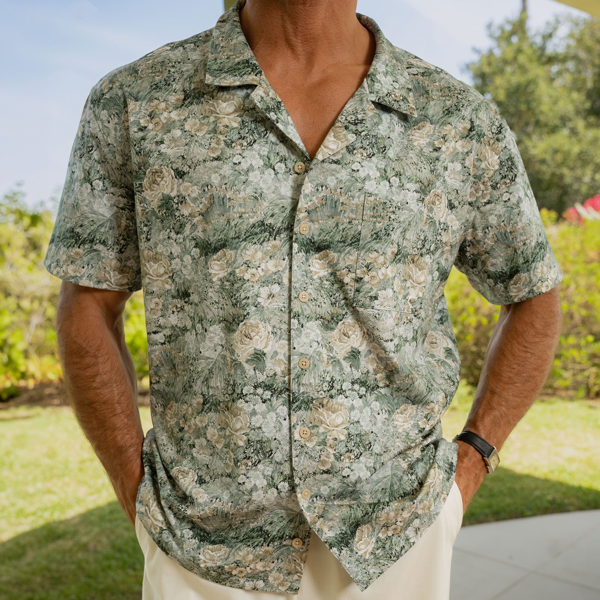 Stretch Cotton Camp Shirt model Tyler in Malibu Bloom