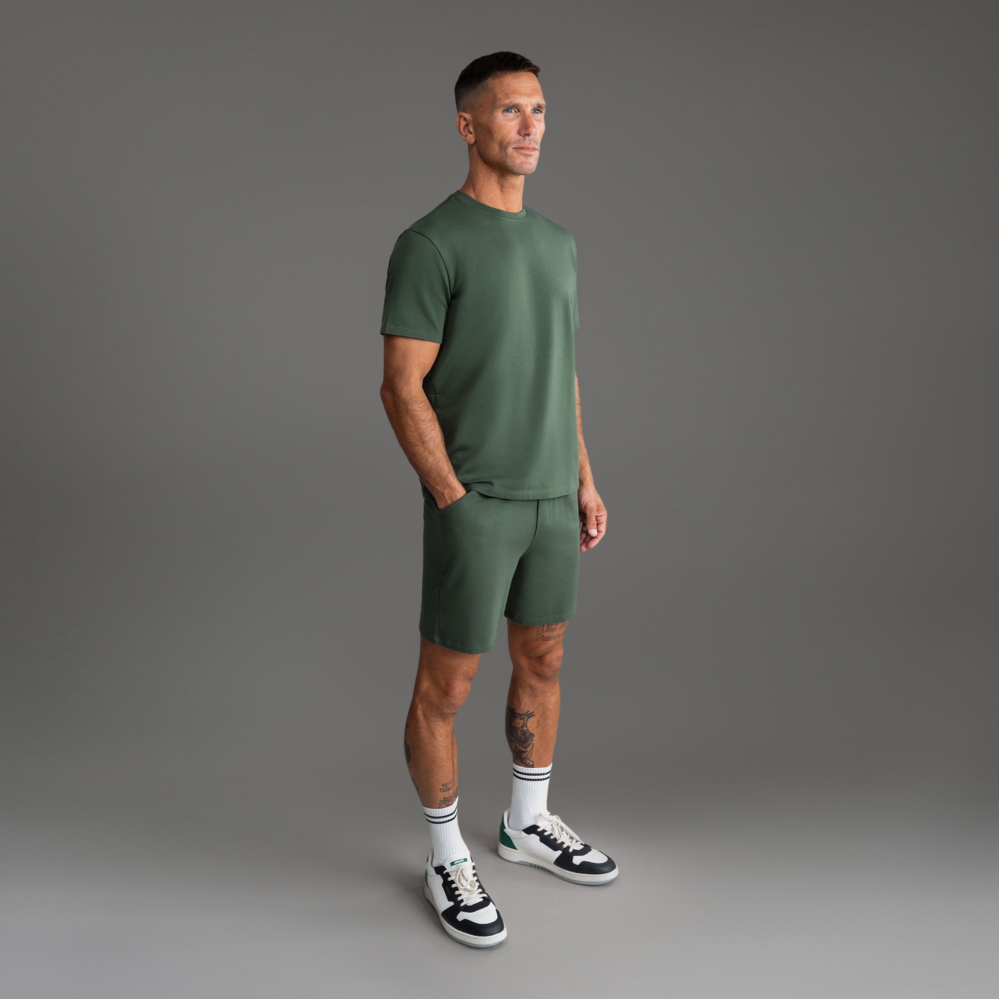 Tags:(6'0" - 180 lbs|Large) custom t-shirt tee model Tyler in Moss