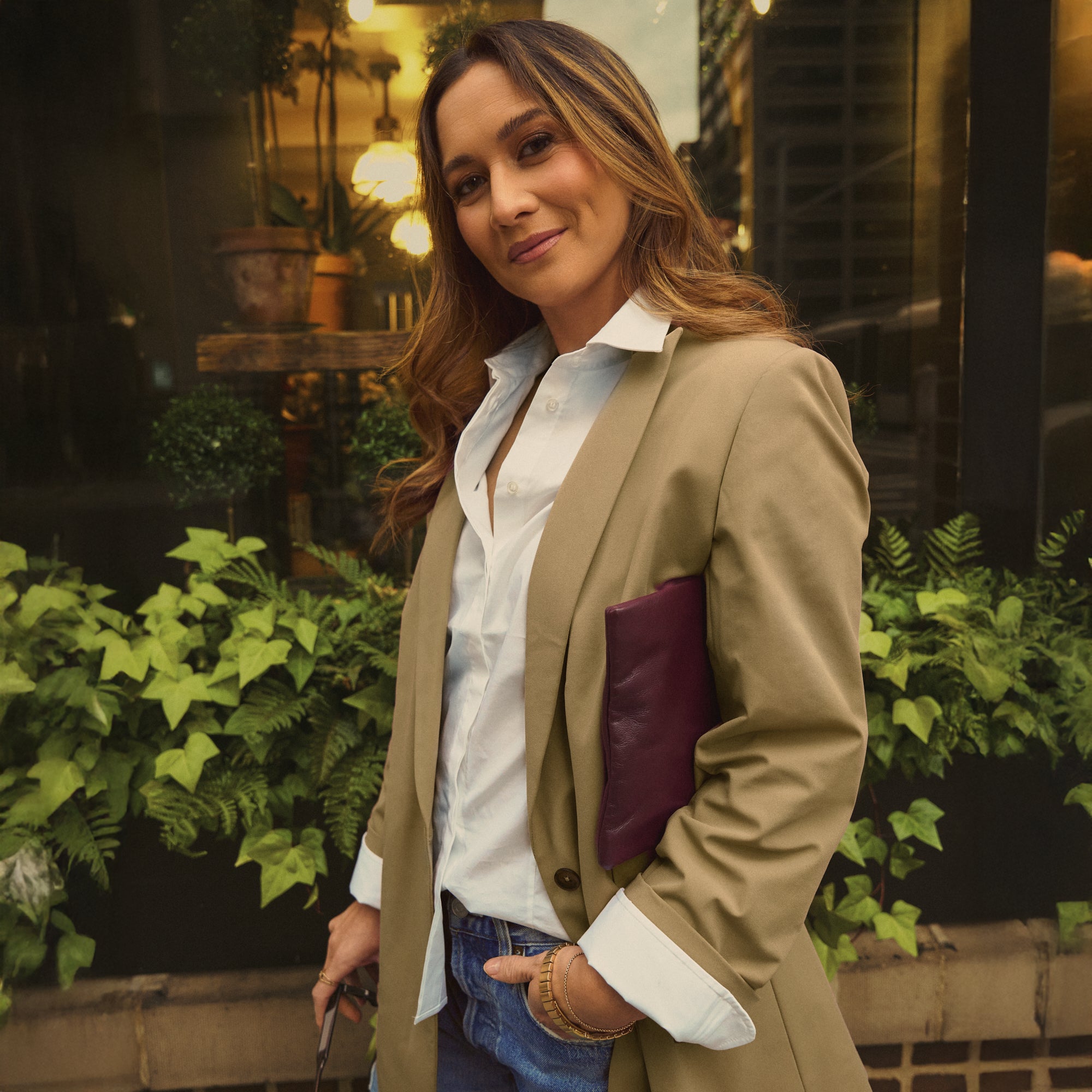 emma lovewell x sene peloton instructor model emma wearing flextech blazer in sand