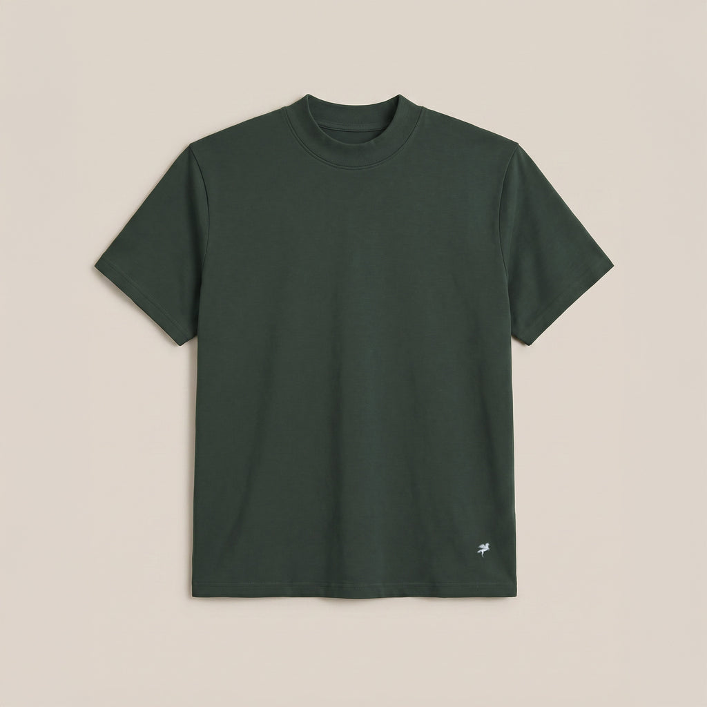Moss short-sleeve shirt flatlay against a beige background model Kive in Moss