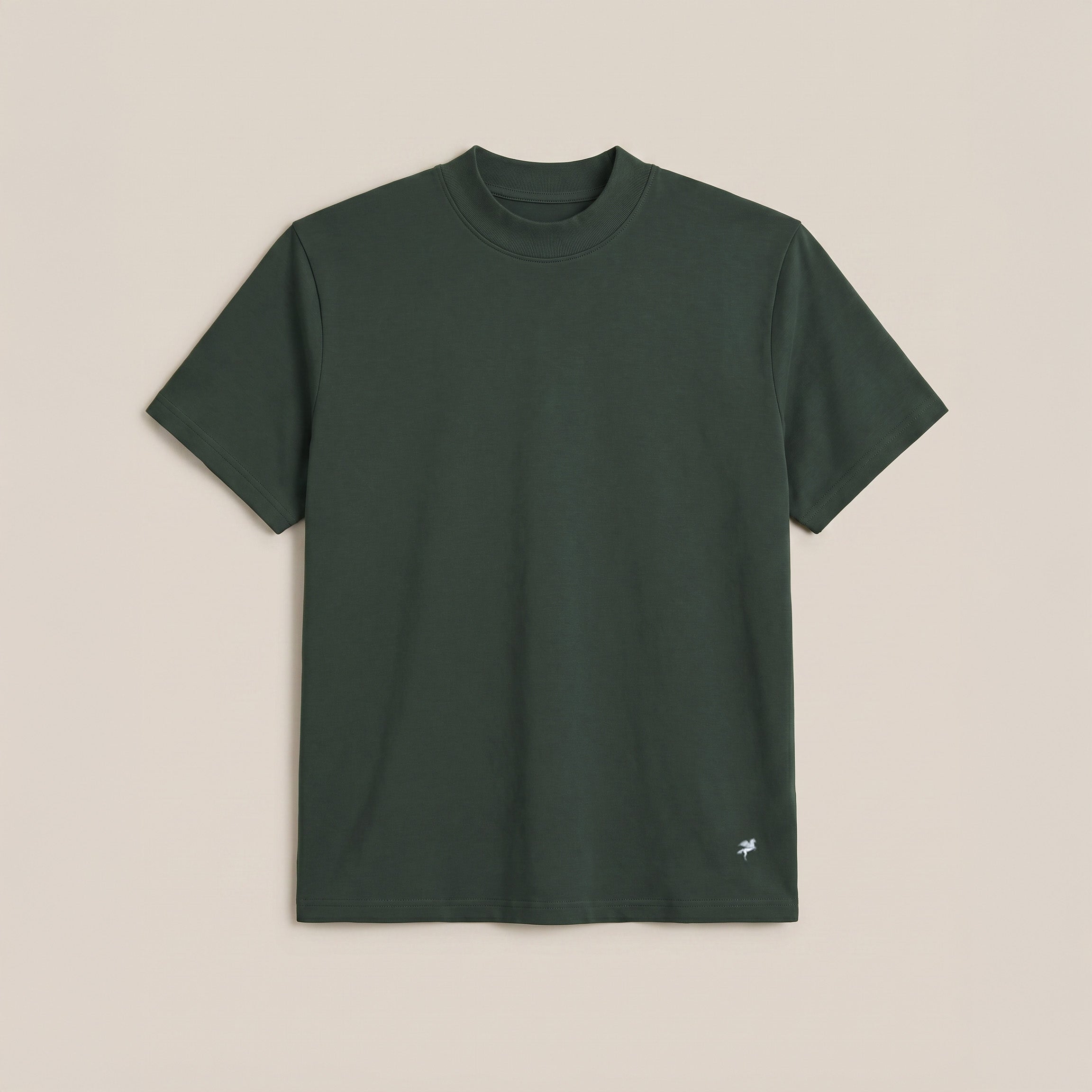 Moss short-sleeve shirt flatlay against a beige background model Kive in Moss