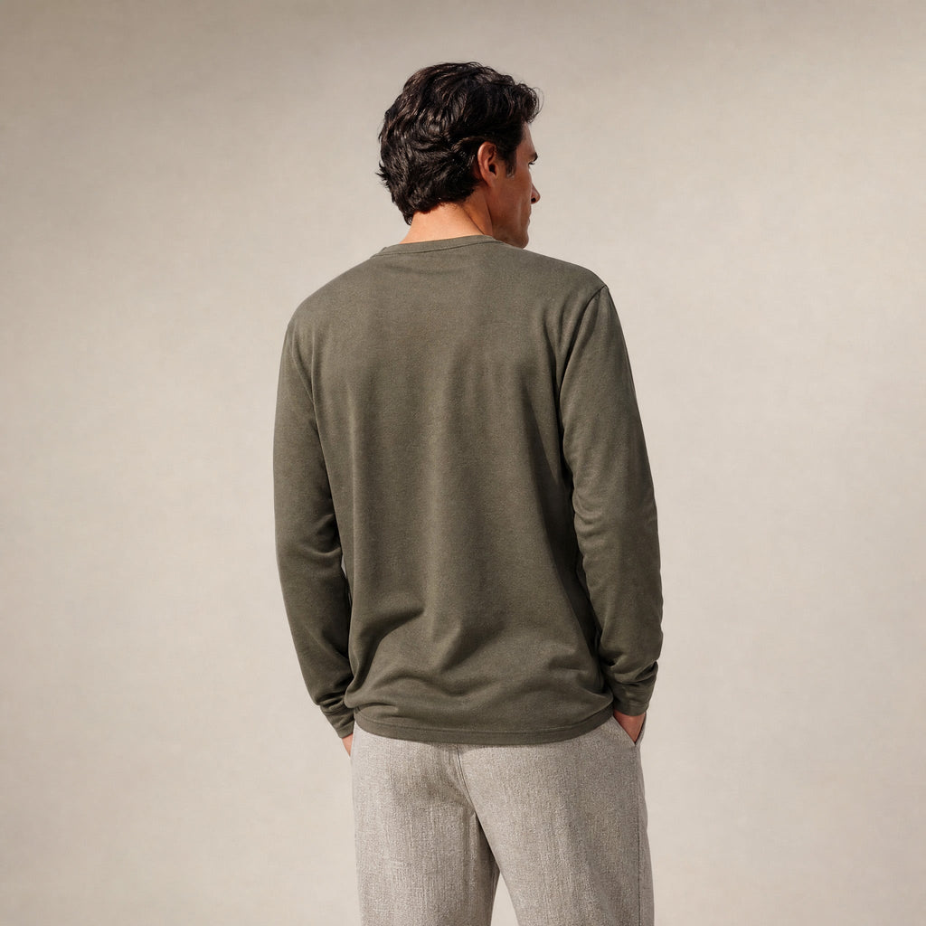 Merino Wool Long Sleeve T-Shirt model Matteo in Flint