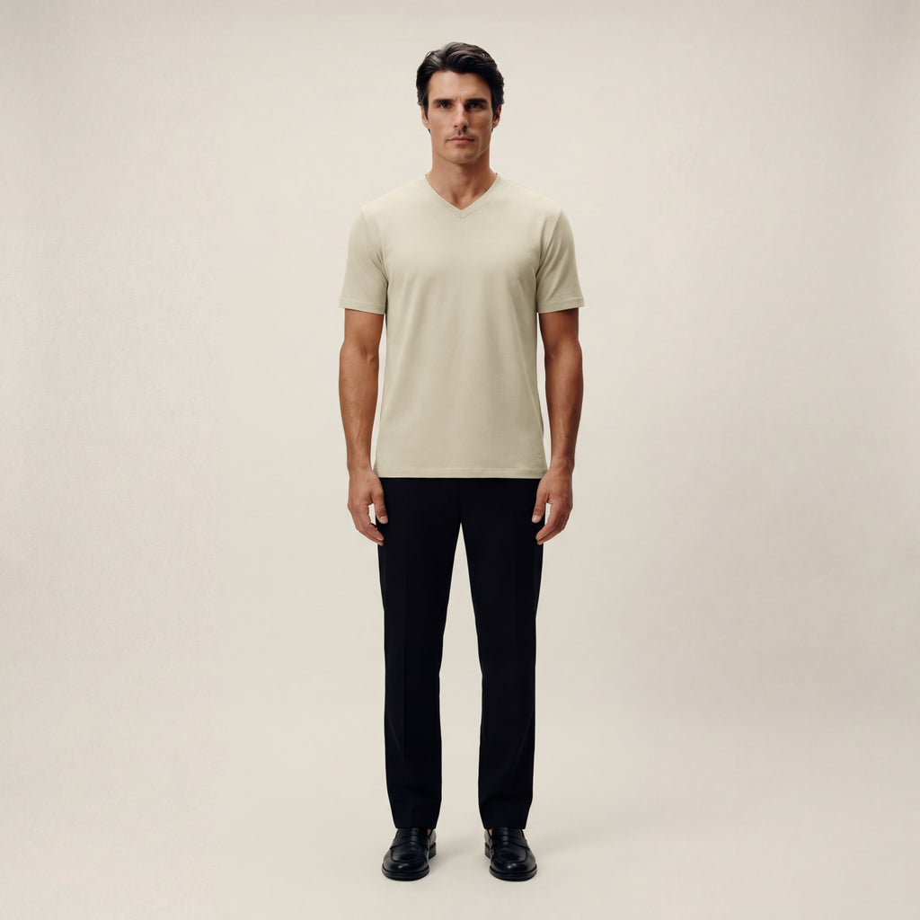 Cumulus V-Neck T-Shirt model Matteo in Villa Stone