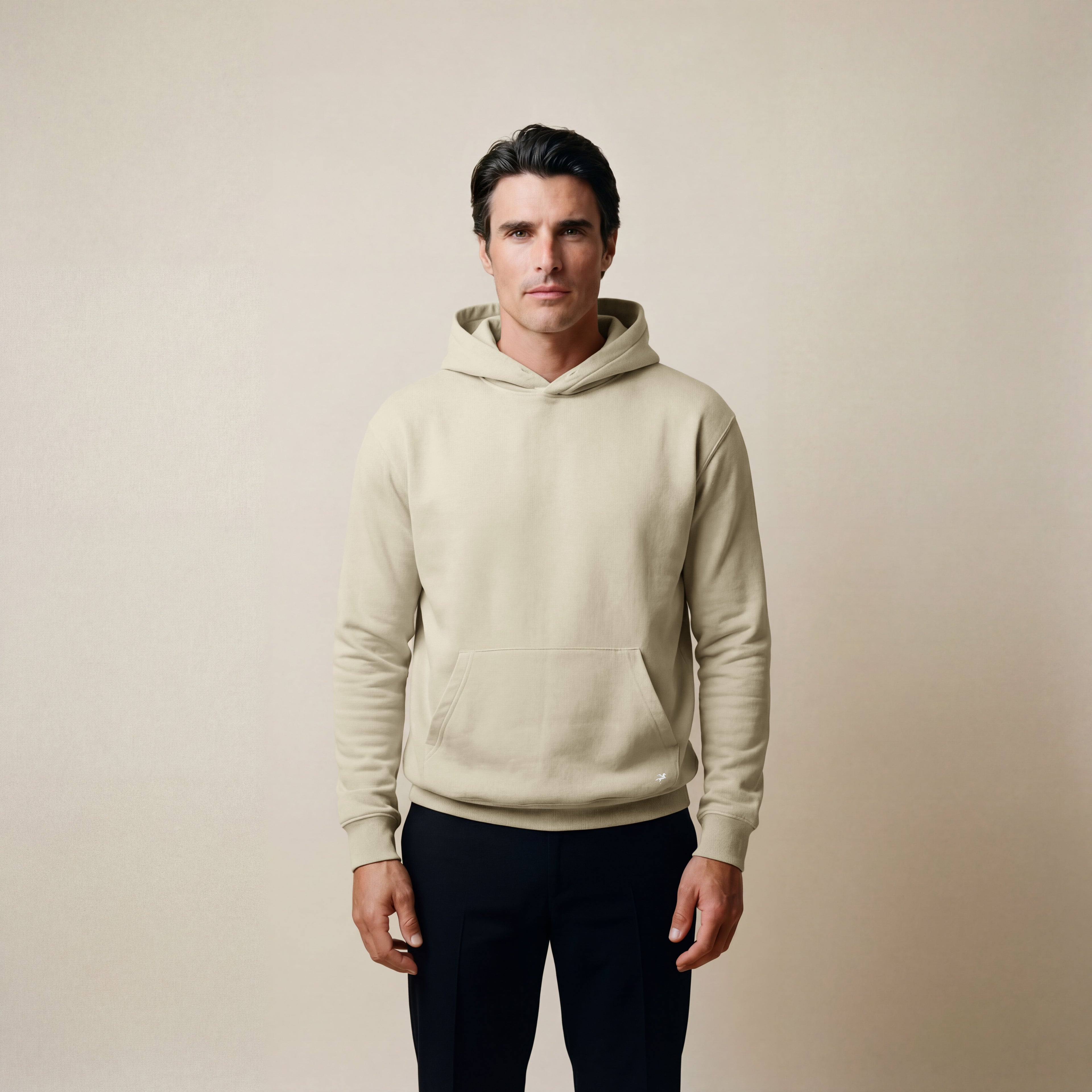 Cumulus Hoodie model Matteo in Villa Stone