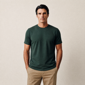Cumulus Crew T-Shirt model Matteo in Pine Grove