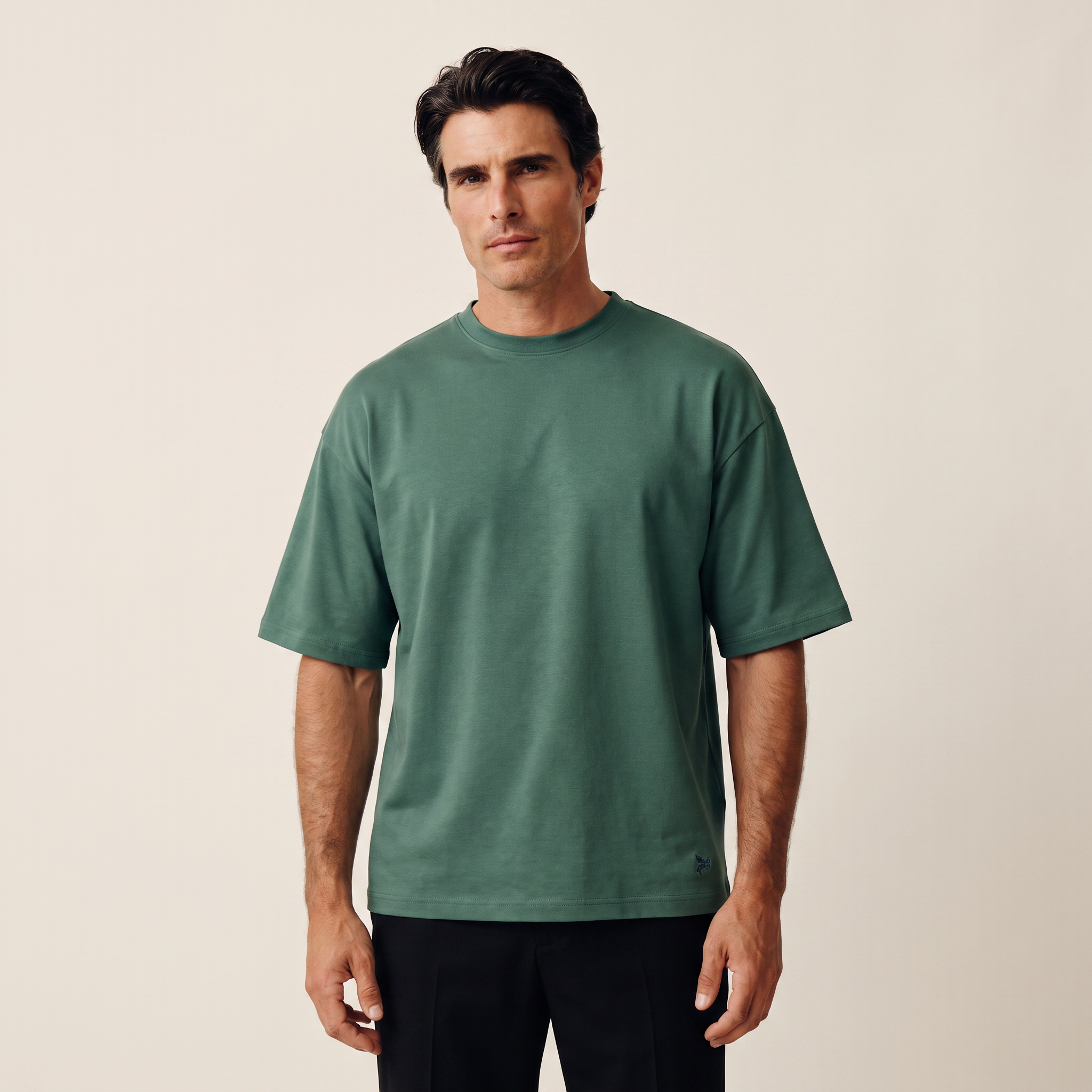 Pima Reserve Oversized T-Shirt model Matteo in Sea Moss