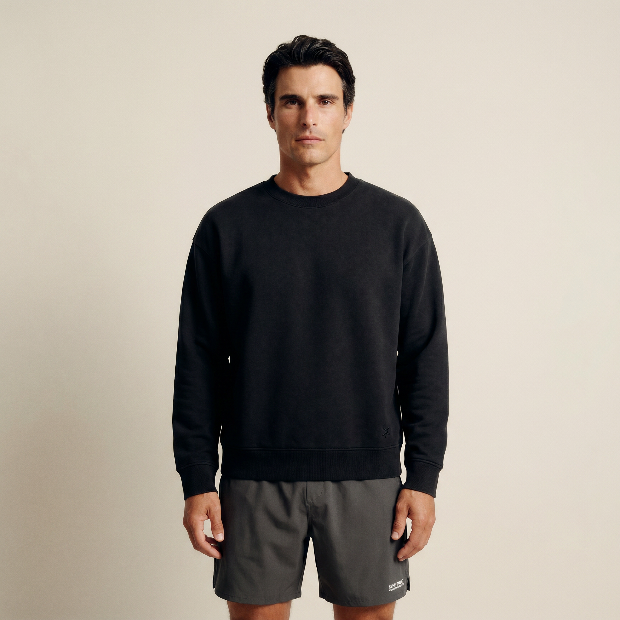 Terry Fleece Pullover model Matteo in Black