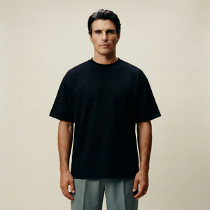 Tags:(Large | 6’2 - 180) Custom t-shirt tee model Kive in Black
