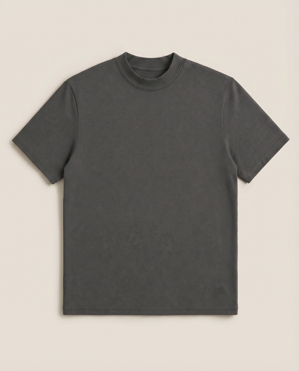 Man wearing a smoke short-sleeve shirt against a beige background model Kive in smoke